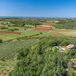 Giselle - Oasis Among Olive Trees Vižinada