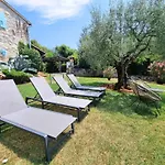Giselle - Oasis Among Olive Trees Vila