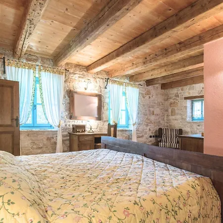 Giselle - Oasis Among Olive Trees Villa Vižinada