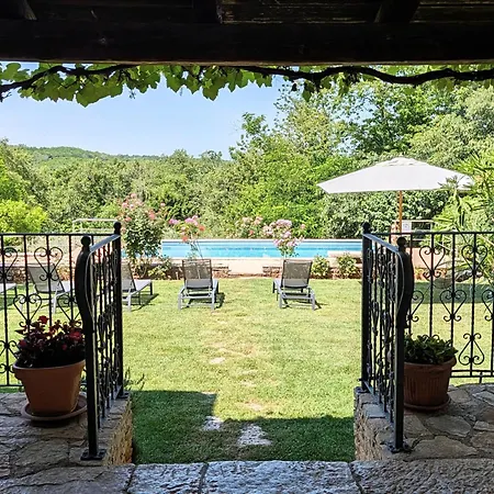 Giselle - Oasis Among Olive Trees Vižinada