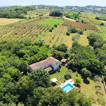 Villa Giselle *