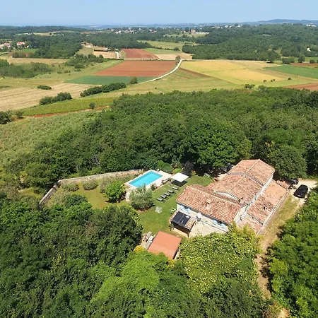 Villa Giselle - Oasis Among Olive Trees *